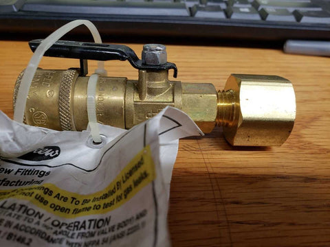 Gas-Flo 1/4" Valved Coupler and Nipple Set