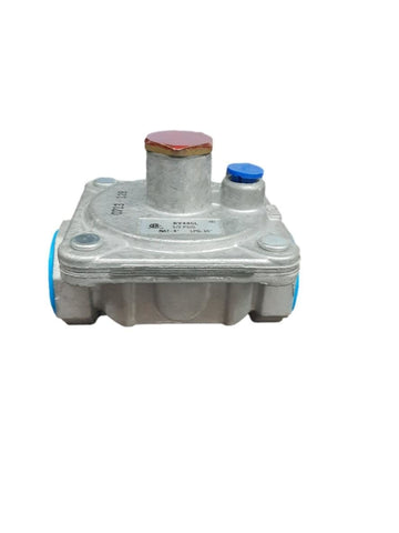 Maxitrol Gas Regulator RV48CL 1/2 PSIG NAT 4" LPG 10"