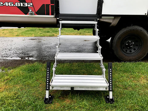 GlowStep Revolution Uprising 5-step 26" W (A9305)